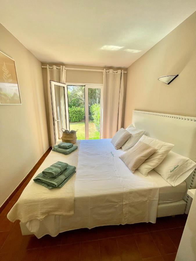 Bonito Apartamento Con Terraza, Jardin Y Piscina Cala'N Bosch  Extérieur photo