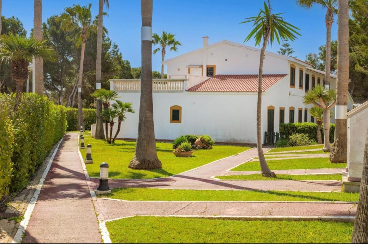 Bonito Apartamento Con Terraza, Jardin Y Piscina Cala'N Bosch  Extérieur photo