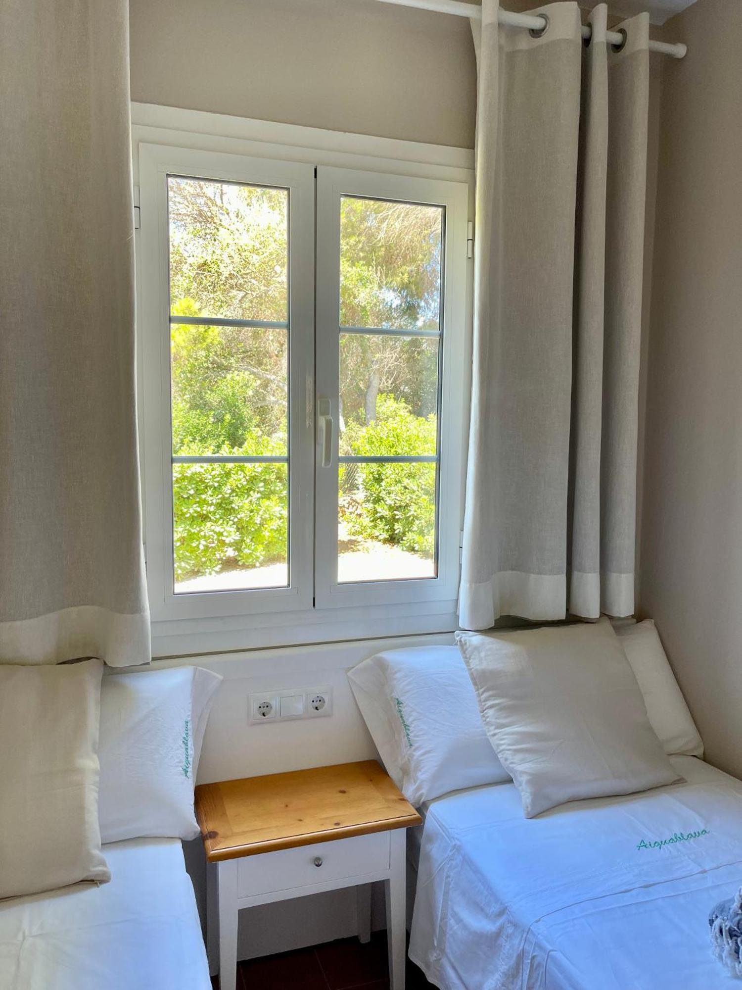 Bonito Apartamento Con Terraza, Jardin Y Piscina Cala'N Bosch  Extérieur photo