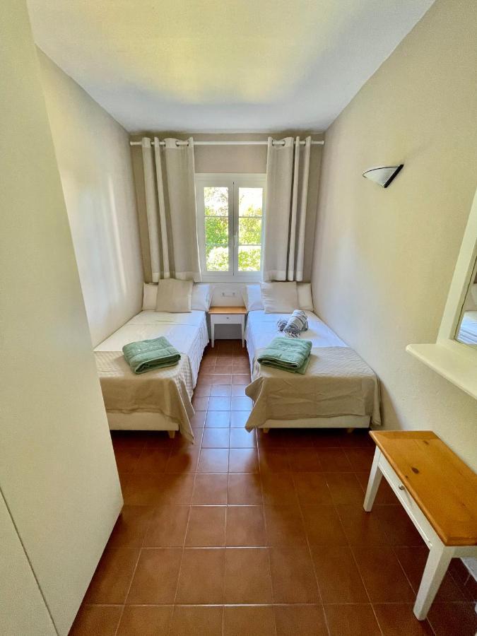 Bonito Apartamento Con Terraza, Jardin Y Piscina Cala'N Bosch  Extérieur photo