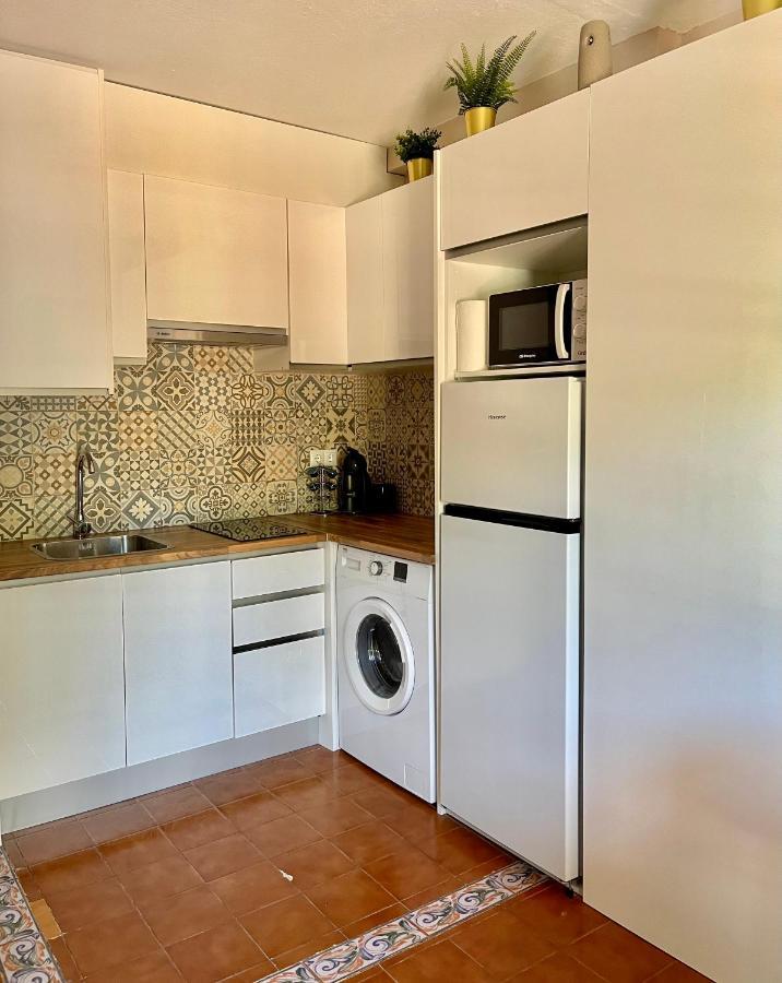 Bonito Apartamento Con Terraza, Jardin Y Piscina Cala'N Bosch  Extérieur photo
