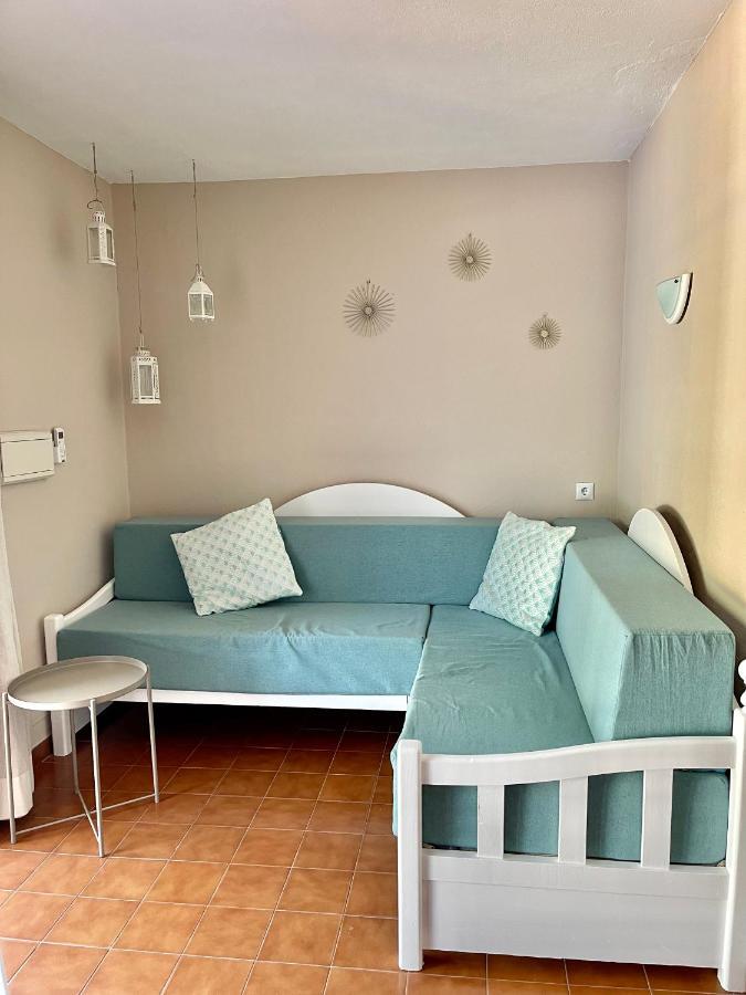 Bonito Apartamento Con Terraza, Jardin Y Piscina Cala'N Bosch  Extérieur photo